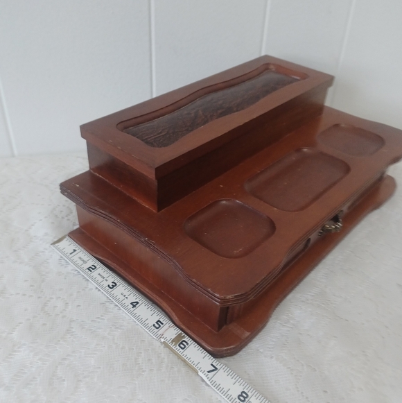 Vintage Wooden Jewelry Box - Picture 4 of 9